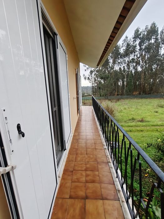 Quarto para arrendar em troviscal