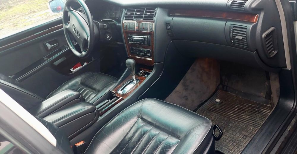 Audi a8 d2 2.8 v6 lpg tiptronic bez rdzy książka serwisowa