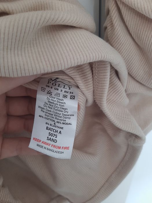 beżowa sukienka oh polly