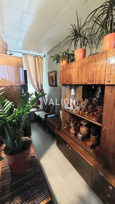 Продаж 1к квартири на вул. Набережно-Лугова 3, Подільський район Правий берег