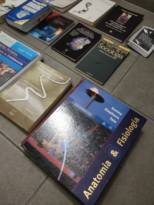 Lote de livros Enfermagem/Medicina