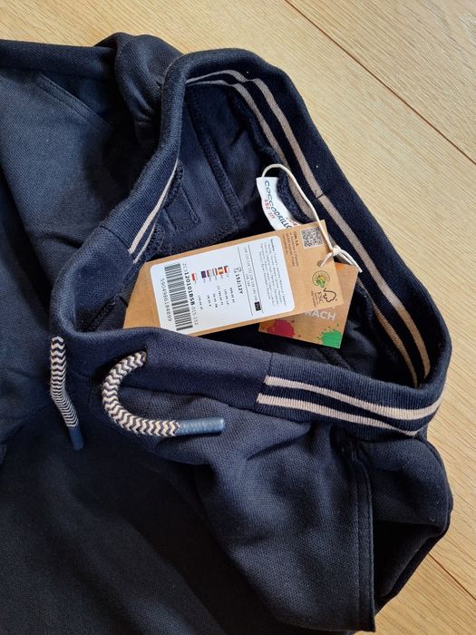 R 152 elegancki zestaw koszulka polo spodnie