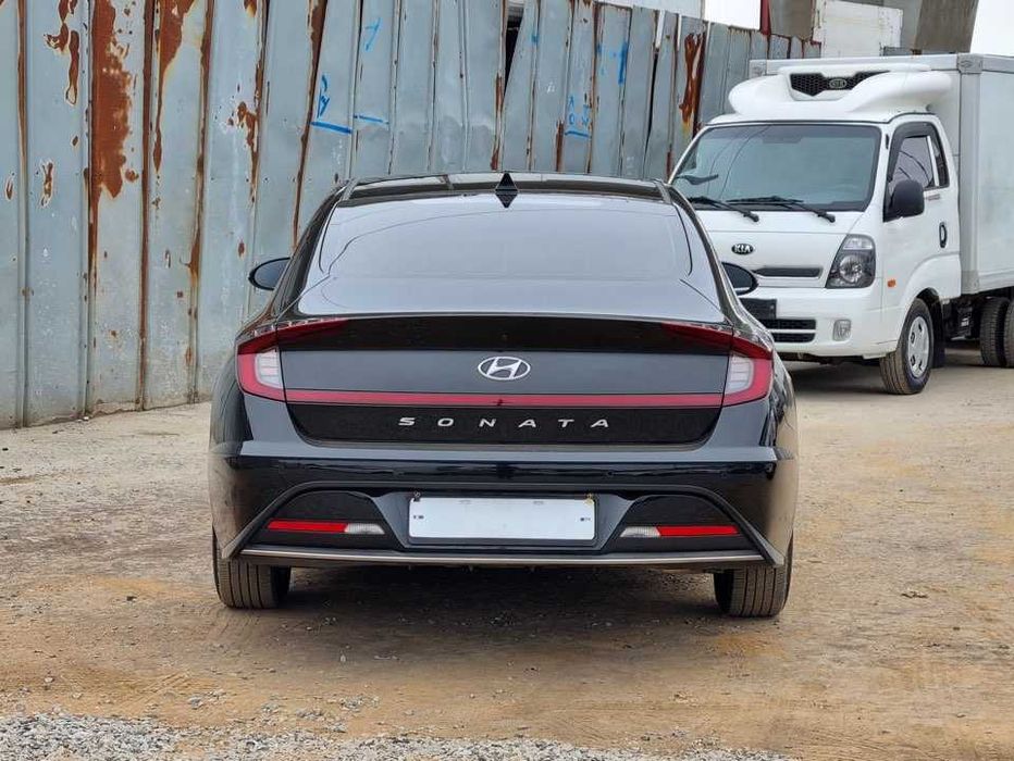 Hyundai Sonata 2022 (DN8)