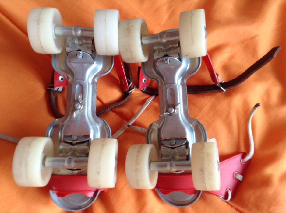Patins antigos usados.