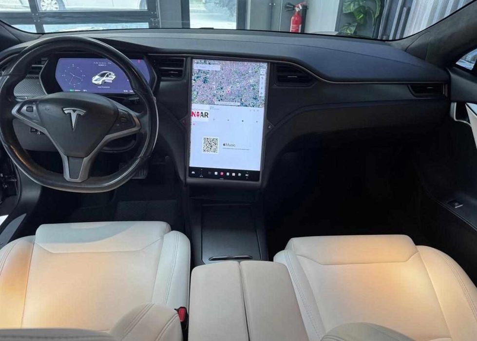 Tesla Model S — fotografia 7