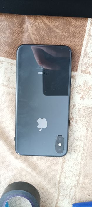 Продам iPhone X 64g