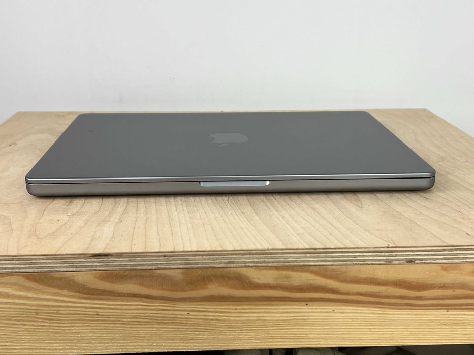 2023 MacBook Pro A2918 14" M3 16GB 1000GB