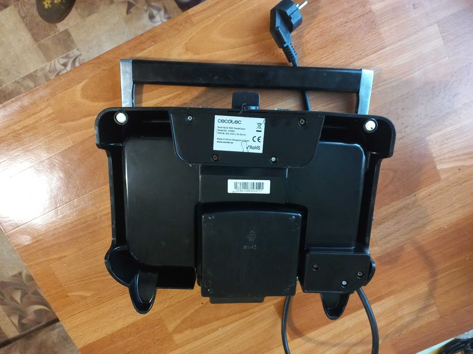 Электрогриль прижимной CECOTEC мощностью1500 W
