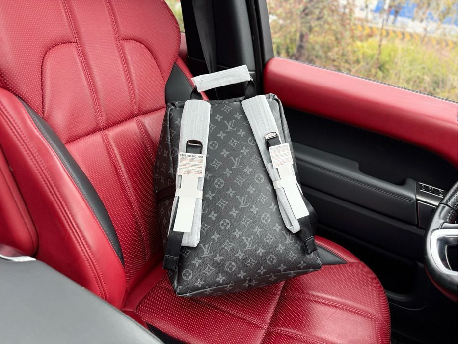 Louis Vuitton Discovery мужской рюкзак черный gaston labels унисекс