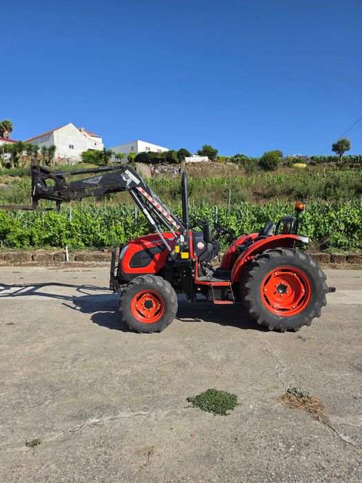 Trator agricola marca Kioti Modelo DK 6020 N Mafra, Lisboa