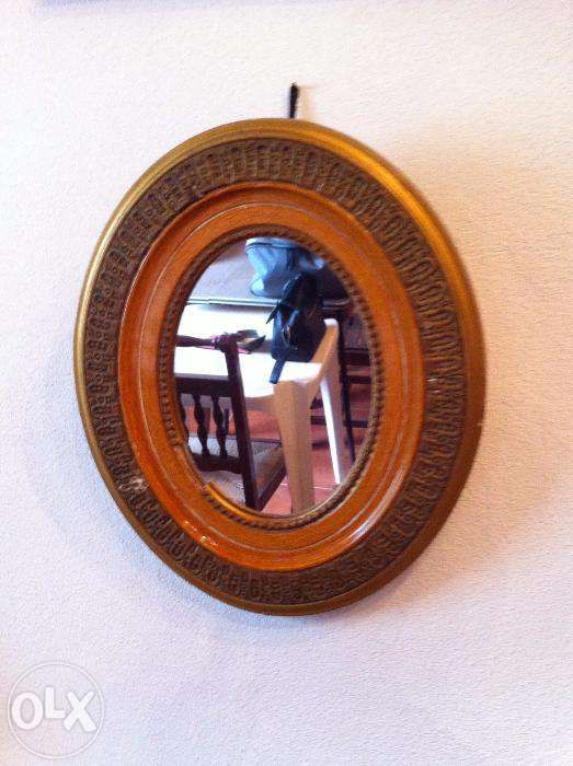 Mirrored Frames64585230770819123