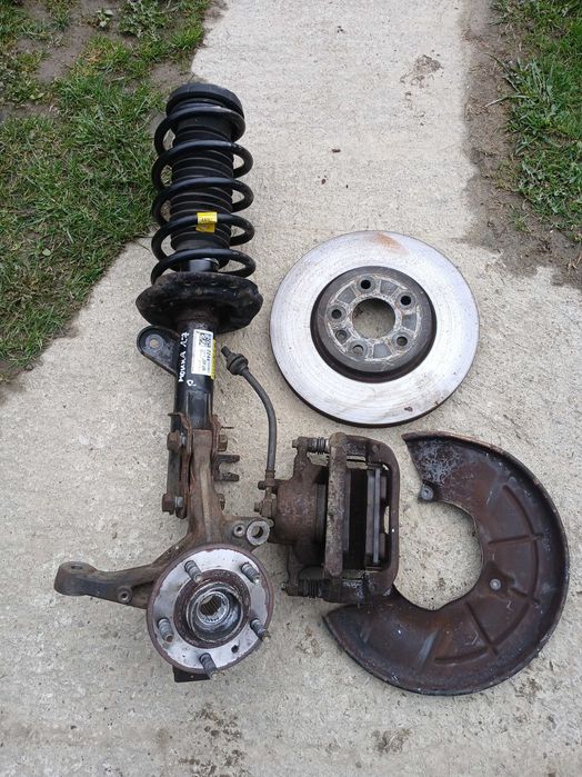 Opel Mokka zwrotnica prawy przód1.7 cdti