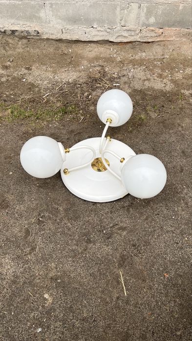 Lampa sufitowa biała