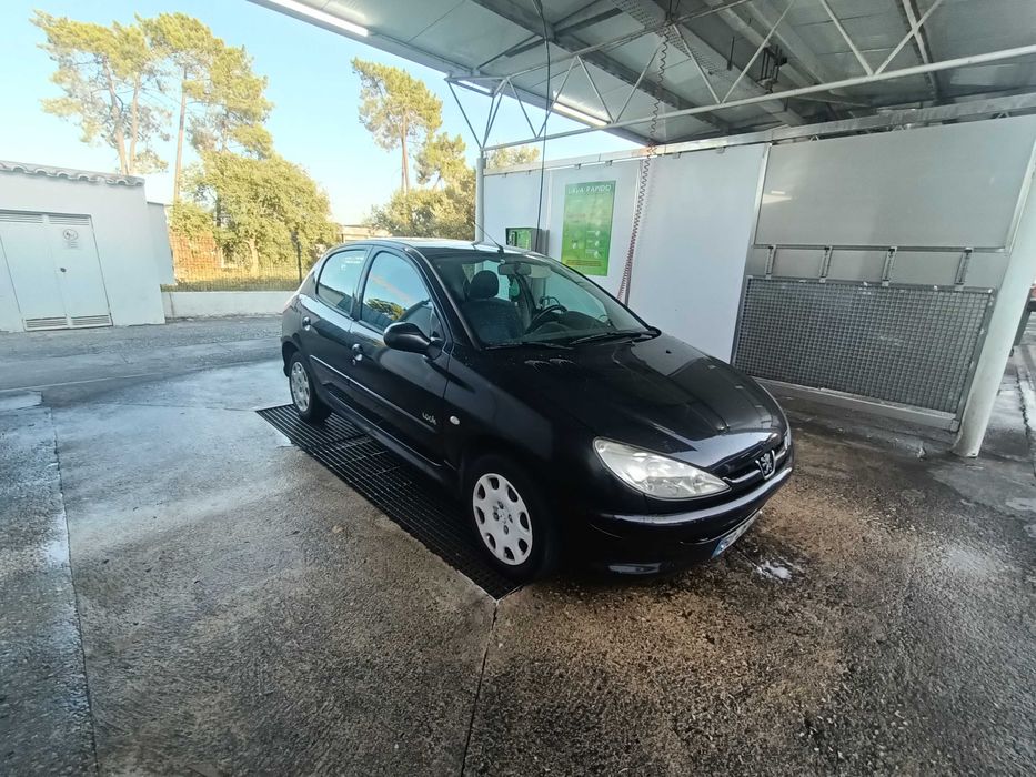 Peugeot 206 1.4 HDI Look 5P Muito Económico