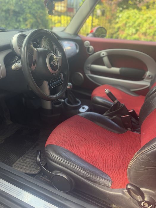 Sprzedam Mini Cooper r50 1.6benzyna