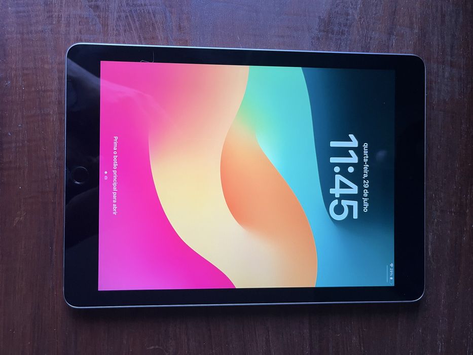 iPad 9.7" (2018) 6ª geração 32