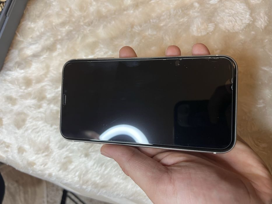 Айфон 11 ідеальний стан 128гб