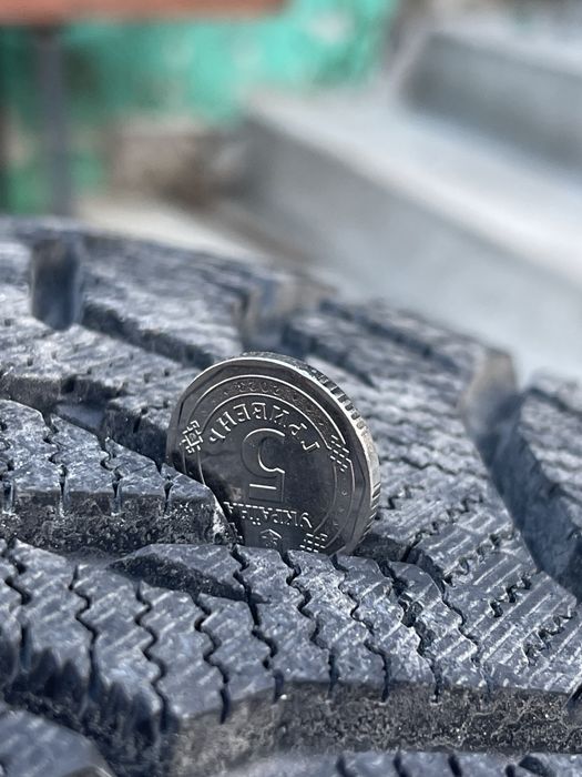 Зимова гума  225/50/R17