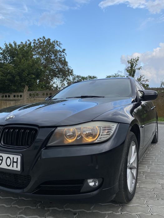 BMW e91 2.0d 2011