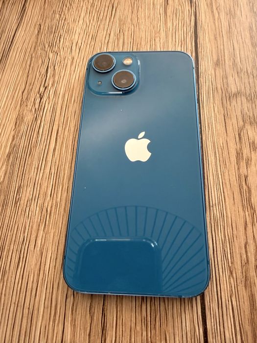 Iphone 13 mini.