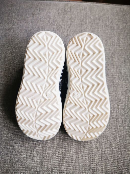 Nowe skórzane buty Woelffies 25
