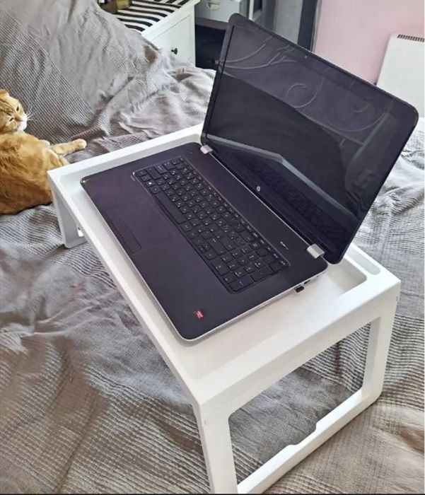 Компактний столик піднос для дивану Ікеа столик для планшета