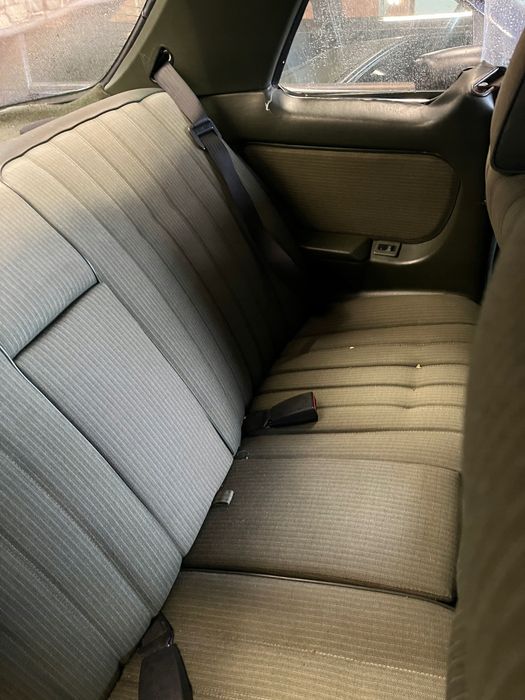 mercedes 123 coupe 1983 błotnik prawy zderzak maska gril lampy