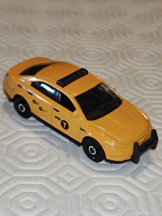 Lote 5 Carros Matchbox - Land Rover, Porsche, Bentley e Utilitários