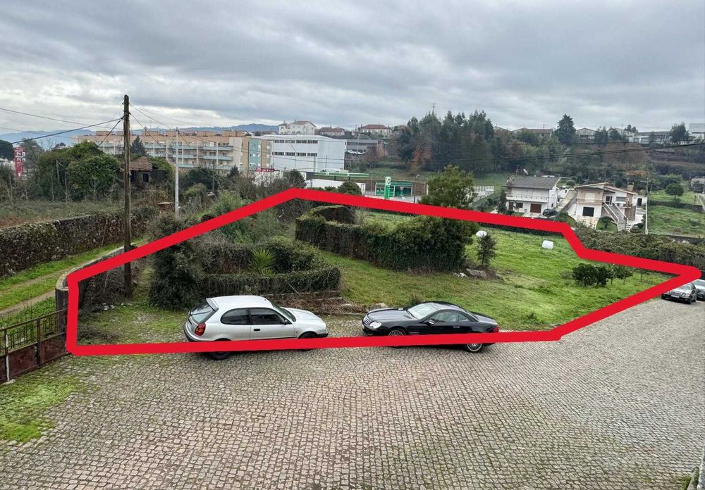 Terreno para Construção — Santo Tirso  5.700 m²