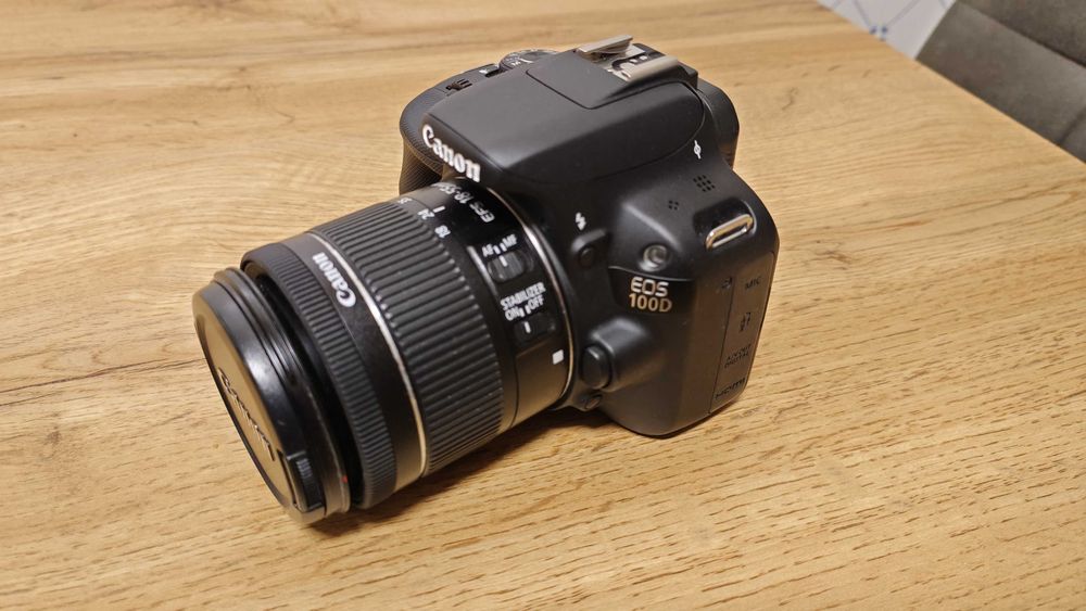 Camara fotografica DSLR Canon 100D Imaculada