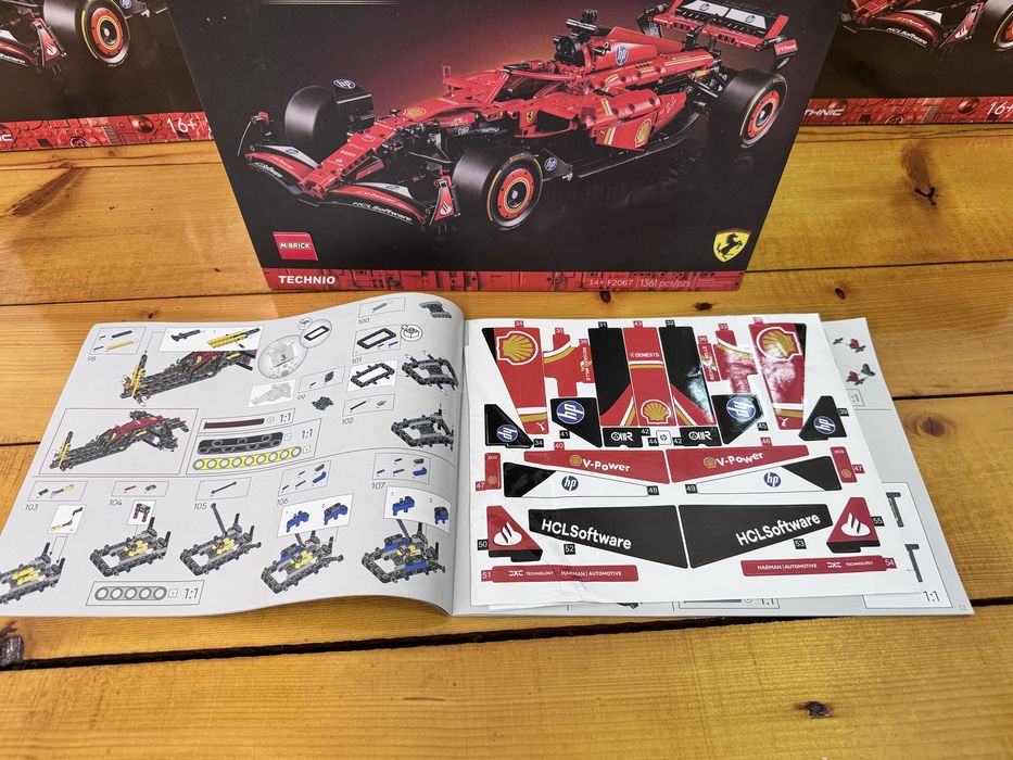 Technic 42207 Ferrari SF-24 F1