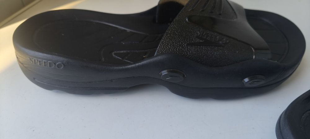 Chinelos de piscina Speedo 40