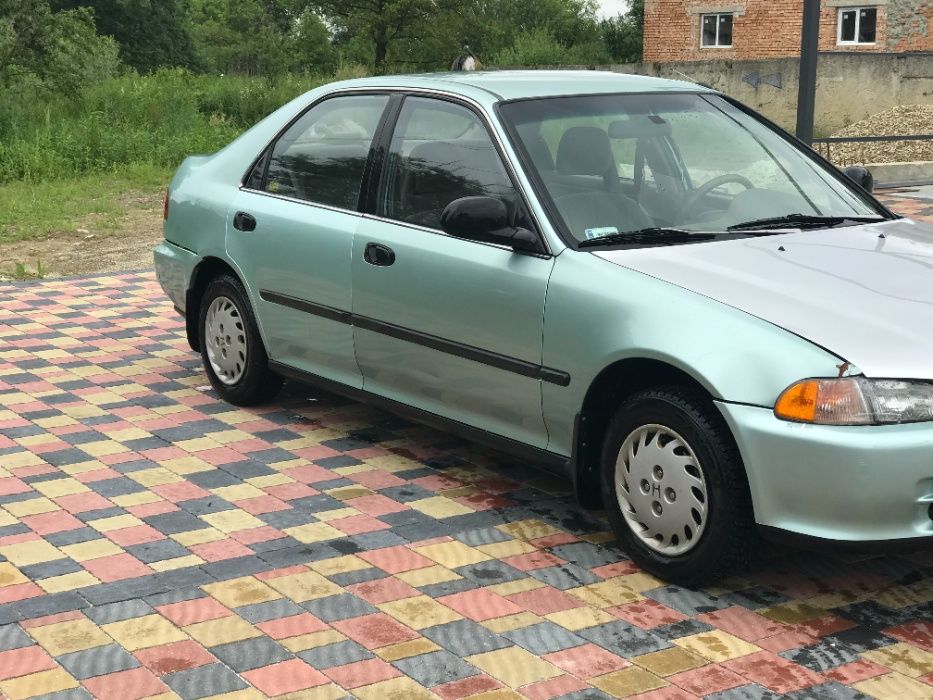 Honda Civic eg капот