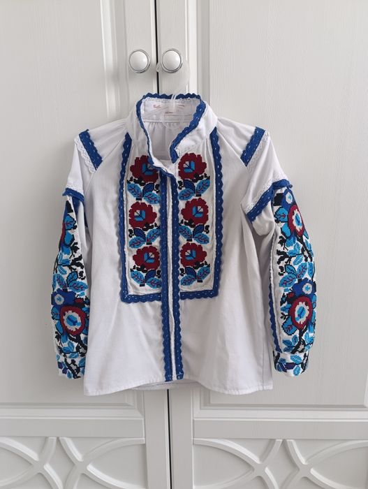 Вишиванка для дівчинки