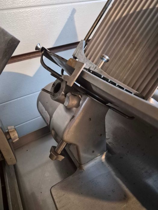 Krajalnica ma-ga 612p