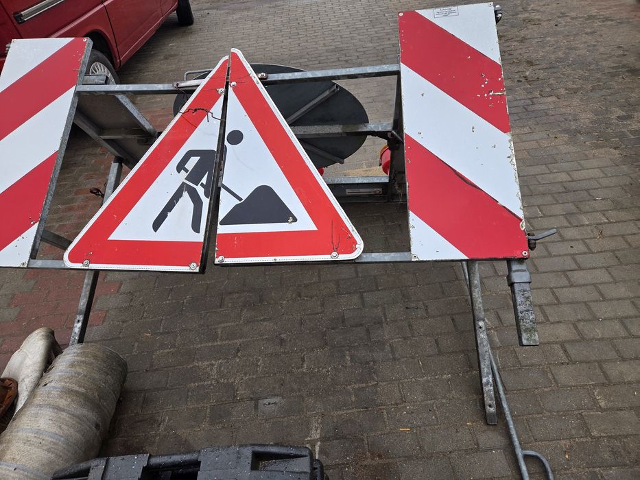 Oświetlenie drogowe specjalne