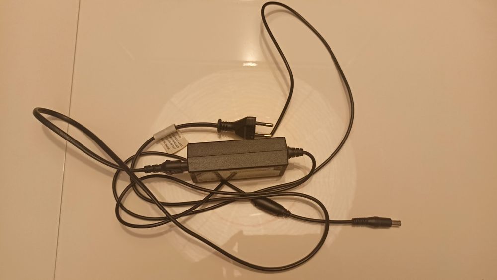 Monitor Samsung 22 cale model  S22C300H