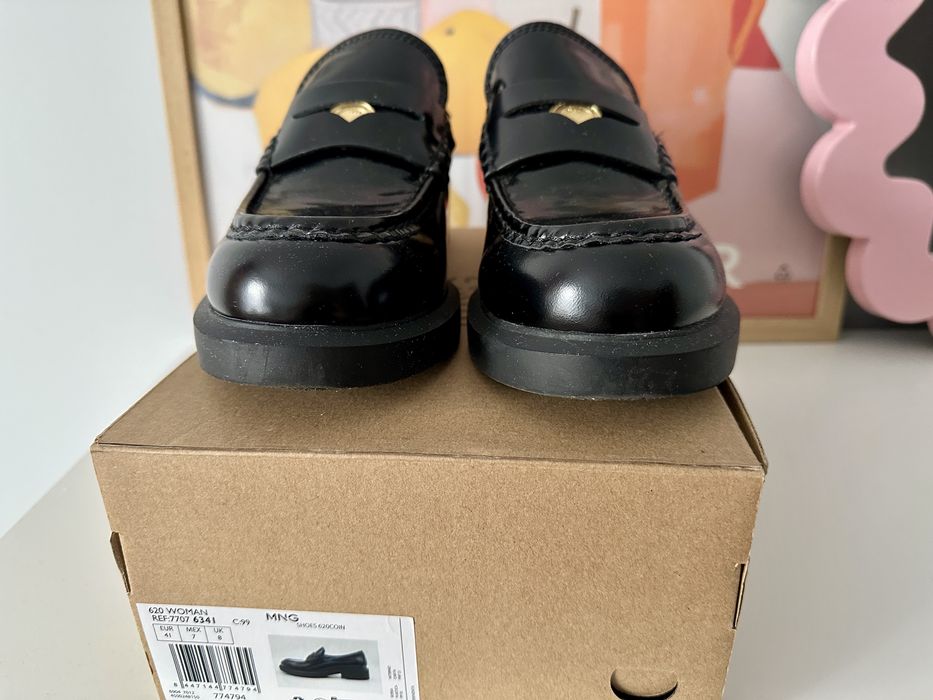 Czarne skórzane mokasyny mango lakierowane platforma podwyższenie