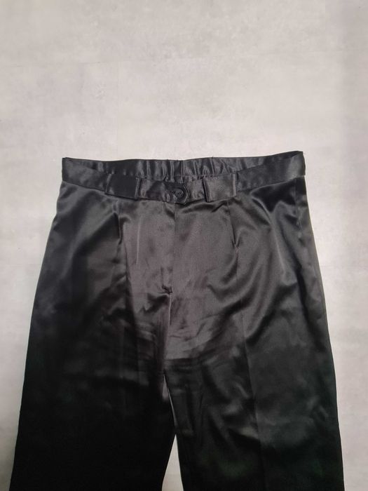 Okazja! Eleganckie spodnie damskie XL. Wartość 132 zl