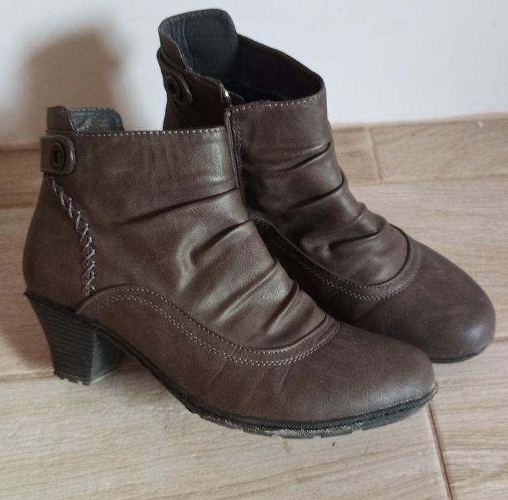 Botki wiosna Naturella 39 na obcasie 5,5 cm
