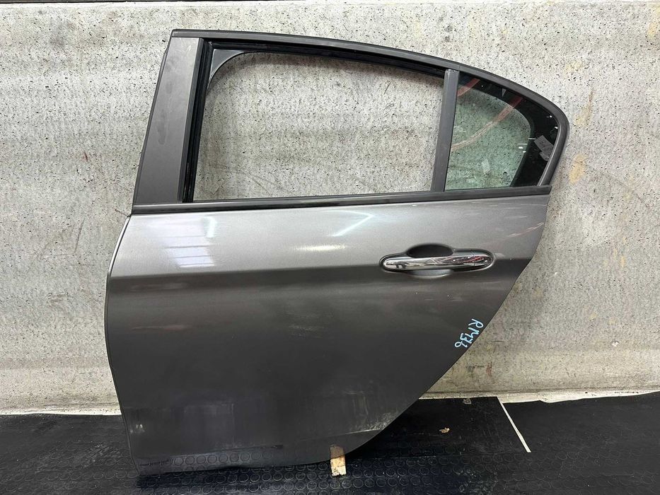 Porta traseira esquerda Fiat Tipo (2017)