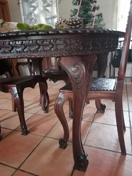 Mesa de jantar + 6 cadeiras Luís xv