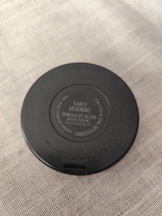 MAC mineralize blush róż do policzków early morning