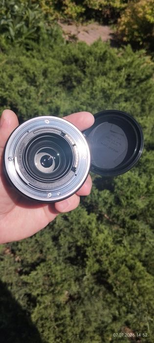 rf 35 mm f 1.8 macro