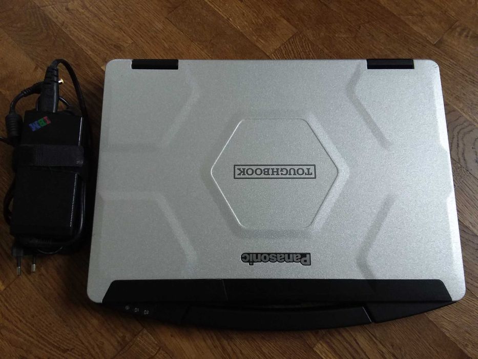 Panasonic CF-54 CF 54 MK2 i5-6300u  чудовий стан