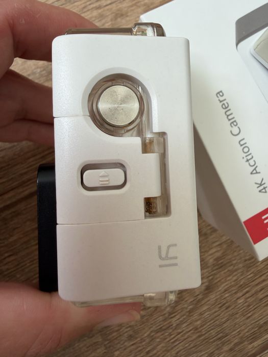 Екшн-камера Xiaomi Yi 4K Model YAS 1616 (int) з комплектом аксесуарів
