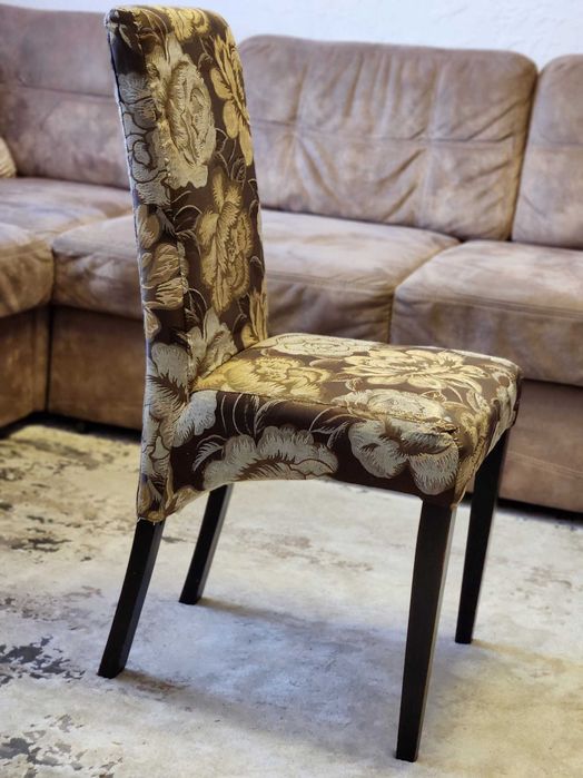 Стілець у вітальню крісло на кухню