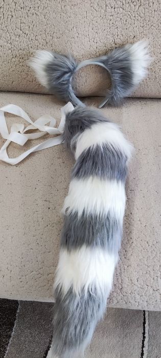 Продам набор хвост и ушки.