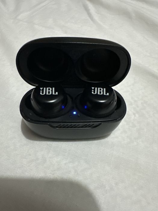 Auriculares  JBL live free