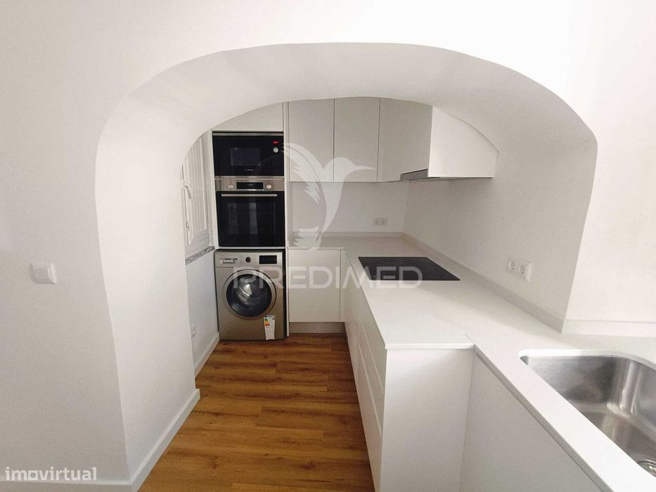 Apartamento T2 Totalmente Remodelado – Centro da Cidade